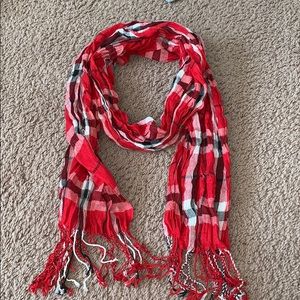 Justice Scarf
